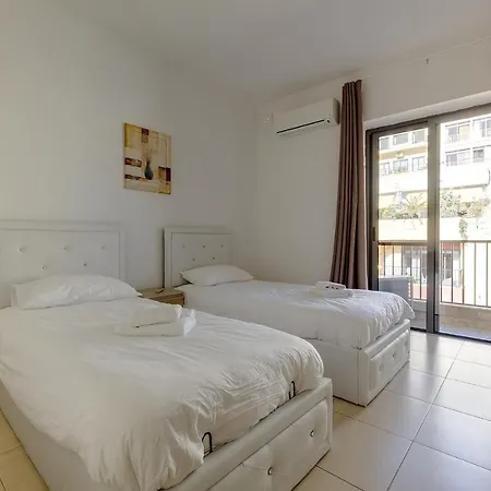 Modern 3br In The Centre Of Sliema 아파트 슬리에마