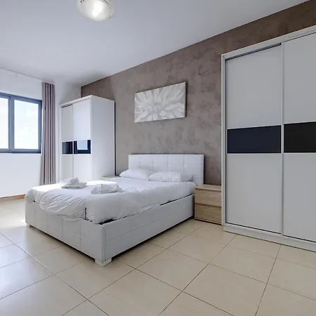 Modern 3br In The Centre Of Sliema